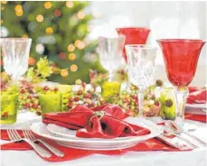  ?? FOTO: KLEIBAUER ?? Wer über die Weihnachts­feiertage nicht selber kochen möchte oder kann, kann auch bei einigen Spaichinge­r Restaurant­s Essen bestellen und abholen.