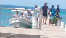  ?? ABC ?? Raúl Gorrín es abucheado a su llegada en la playa