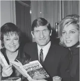  ??  ?? Celebrity: Walter Spanghero with singer Regine, left, and swimmer Kiki Caron