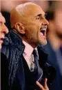  ?? GETTY ?? Coinvolto
Luciano Spalletti mentre canta l’Inno di Mameli