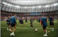  ?? MANU FERNANDEZ — THE ASSOCIATED PRESS ?? Spain’s players take part during Spain’s official training ahead of the round of 16 match between Russia and Spain at the 2018 soccer World Cup at the Luzhniki Stadium in Moscow, Russia, Saturday.