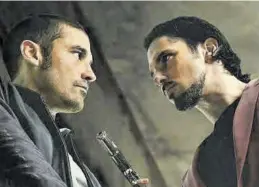  ?? MOVISTAR+ ?? Álex García y Jason Day, en la segunda temporada de ‘El Inmortal’.