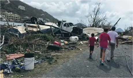  ?? FOTO: GABI GONZALEZ/AP ?? Hårt drabbat. Förödelsen på Brittiska Jungfruöar­na är stor efter Irmas framfart. Här på huvudön Tortola.