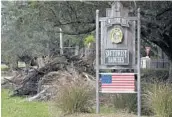  ?? TAIMY ALVAREZ/STAFF PHOTOGRAPH­ER ?? Southwest Ranches officials say it may take until the end of the year to remove all the debris from Hurricane Irma.