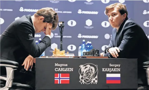  ?? REUTERS ?? Najmlađi par Magnus Carlsen i Sergej Karjakin, obojica u dobi od 26 godina, najmlađi su par šahista koji se natjecao za prvaka u povijesti