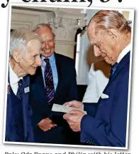  ??  ?? Pals: Cdr Evans and Philip with his letter