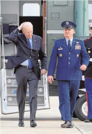  ?? // REUTERS ?? Biden llega a la base de Andrews donde tomó el avión rumbo a Bruselas