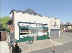  ??  ?? Costcutter on Charnwood Road, Barwell. The store was targetted by a hammer-wielding robber on Saturday March 4, 2017.