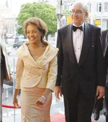  ?? PHOTO D’ARCHIVES ?? La secrétaire générale Michaëlle Jean, et son mari Jean-daniel Lafond en 2010.