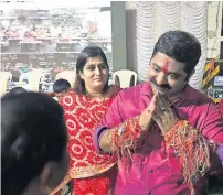  ?? Ram Kadam’s Facebook ?? Ram Kadam’s (right) threat came during a post-Gokulashta­mi celebratio­n event in his Ghatkopar constituen­cy when he addressed a large number of youth. —