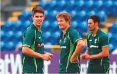  ?? Rex Features ?? Former Test player Shane Watson (right) and George Bailey will join Australia captains Tim Paine and Rachael Haynes on a panel tasked with drafting a charter of behaviour.