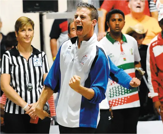  ?? PHOTO COURTOISIE ?? La France a réussi le doublé au championna­t mondial masculin de pétanque présenté à Desbiens. Avant la victoire contre le Maroc en finale par équipe, qui conférait au pays son 28e titre en 48 éditions, Dylan Rocher a remporté le concours de tirs de précision.