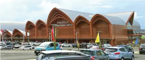  ??  ?? Vanuatu students were denied entry at Faleolo Internatio­nal Airport due to the failure of the Air Vanuatu flight crew to meet Samoa’s coronaviru­s health requiremen­ts.