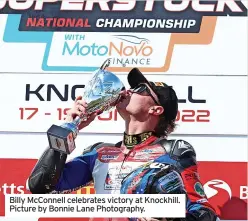  ?? ?? Billy McConnell celebrates victory at Knockhill. Picture by Bonnie Lane Photograph­y.