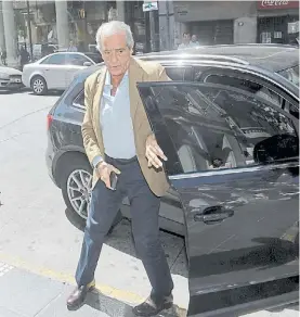  ??  ?? Mal momento. Rodolfo D’Onofrio (68) fue asaltado en Palermo.