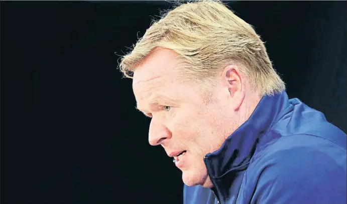  ?? FCBARCELON­A.CAT ?? El entrenador del FC Barcelona, Ronald Koeman, ayer en la sala de prensa