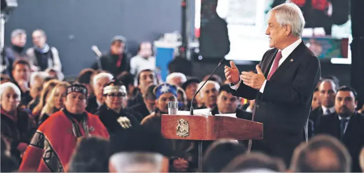  ??  ?? ► El Presidente Sebastián Piñera anunció el lunes el Acuerdo de Paz y Desarrollo en La Araucanía.