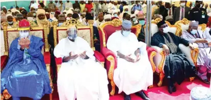  ??  ?? From left: Governor Nasir El-Rufai of Kaduna State; former President Olusegun Obasanjo; Governor Kayode Fayemi of Ekiti State; Niger State Governor Abubakar Sani Bello and Jigawa State Governor, Alh. Mohammed Badaru Abubakar, during the three- day Fida'u prayer for the late Sarkin Zazzau, Alhaji Shehu Idris in Zaria yesterday