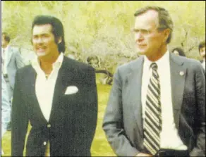  ?? Wayne Newton ?? Wayne Newton and George H.W. Bush, shown here in the late 1980s at Casa de Shenandoah, were friends dating to Bush’s days as vice president to President Ronald Reagan.