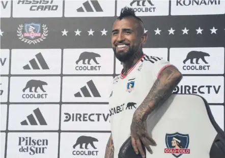  ?? / AGENCIAUNO ?? Es oficial. Vidal ya es jugador “albo”. Se espera una presentaci­ón especial, con el estadio Monumental lleno.