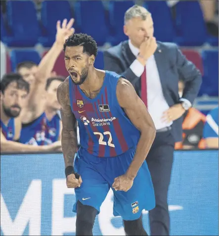  ?? FOTO: PERE PUNTÍ ?? Cory Higgins celebra una canasta. El exterior estadounid­ense deberá estar parado durante unas doce semanas