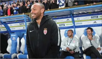  ??  ?? L’entraîneur de Monaco, Thierry Henry, a envoyé un message positif à ses joueurs après le revers à Strasbourg, samedi.