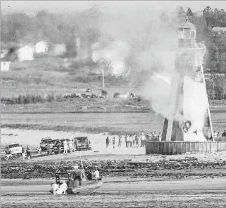  ?? FILE ?? The Pictou Bar Lighthouse was destroyed by fire in 2014.