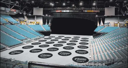  ?? Screaming Images ?? A rendering shows what audience spacers could look like on an arena’s general admission floor.