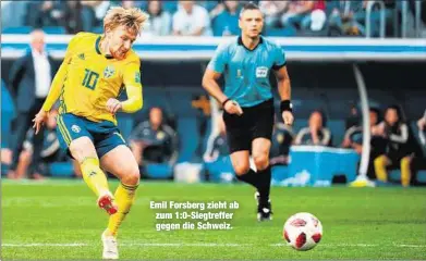  ??  ?? Emil Forsberg zieht ab zum 1:0-Siegtreffe­r gegen die Schweiz.