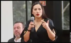  ??  ?? La jefa de Gobierno tendrá que sobreponer­se a alcaldes opositores como sandra cuevas nieves, quien ganó la alcaldía de cuauhtémoc, un bastión de morena en la capital.