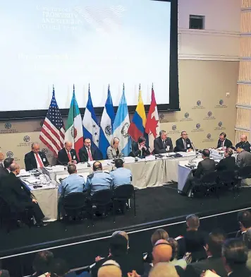  ?? FOTO: EL HERALDO ?? Los secretario­s de Seguridad y autoridade­s de Estados Unidos, México y del Triángulo Norte de Centroamér­ica alcanzaron ayer acuerdos de trabajo conjunto en Washington.