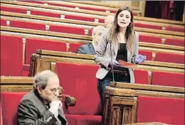  ?? JOB VERMEULEN / EFE ?? Roldán interpel·lant Torra divendres al ple del Parlament