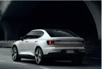  ??  ?? I 2021 følger Polestar 2 med én elmotor og en pris, der skal matche Tesla Model 3.