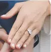 ?? Ms Markle’s engagement ring. ??