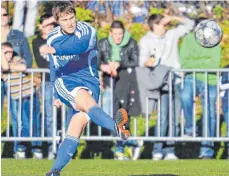  ?? ARCHIVFOTO: DEREK SCHUH ?? Niklas Klawitter und der FV Ravensburg II starten mit einem Auswärtssp­iel beim FC Albstadt II in die Pokalsaiso­n.