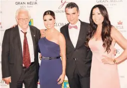  ??  ?? Padre Ángel, Eva Longoria, José Bernal und María Bravo (v.l.n.r.).