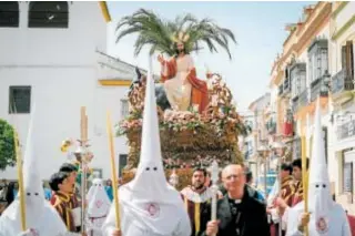  ?? // NIETE ?? Un momento del rodaje de la procesión de la Borriquita