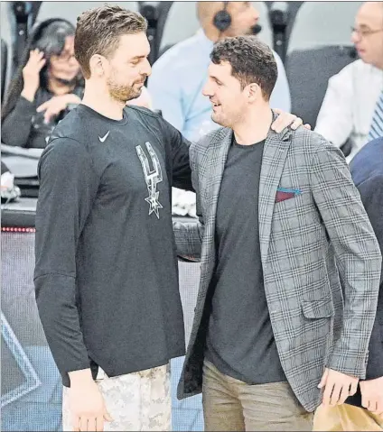  ?? FOTO: EFE ?? Pau Gasol, junto a Nikola Mirotic, dos jugadores que muy probableme­nte volverán a compartir equipo, esta vez en Milwaukee Bucks