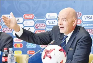  ?? -Gambar AFP ?? PRESIDEN FIFA Gianni Infantino ketika sidang media tertutup Piala Konfederas­i 2017 di Stadium Krestovsky, Saint Petersburg baru-baru ini.