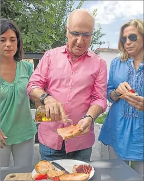  ?? INMA SAINZ DE BARANDA ?? Duran, ayer en un desayuno con militantes en Palafrugel­l