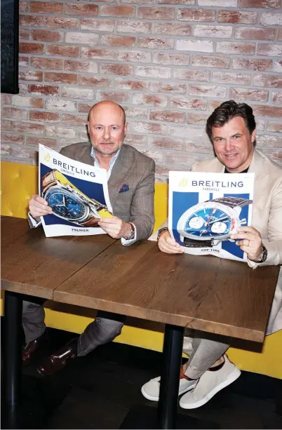  ?? ?? Georges Kern, le CEO de Breitling (à g.) et Fredy Gantner, codirecteu­r et cofondateu­r de la société d’investisse­ment Partners Group. L’an dernier, le duo de dirigeants a repris la marque horlogère Universal Genève.