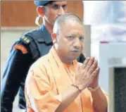  ?? ANI ?? CM Yogi Adityanath is on way to hold his cabinet meeting at Lok ■
Bhawan in Lucknow on Tuesday.