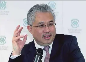  ?? PIC BY YAZIT RAZALI ?? Khazanah Nasional Bhd managing director Tan Sri Azman Mokhtar, who joined the sovereign wealth fund in June 2004, is expected to leave in 2019 after his contract expires.