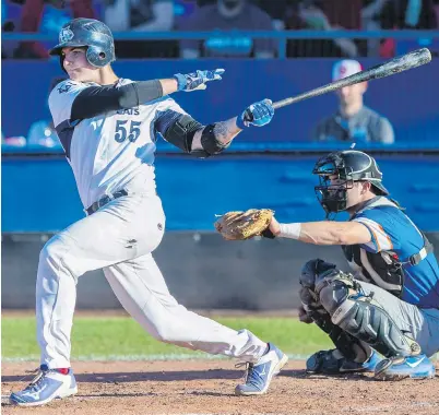  ?? DARREN STONE, TIMES COLONIST ?? Victoria HarbourCat­s’ Hayden Jaco bats against the Port Angeles Lefties at Wilson’s Group Stadium, at Royal Athletic Park, on Saturday night.