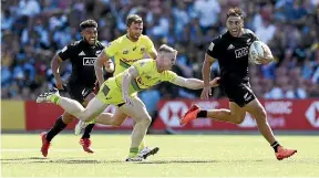  ?? GETTY IMAGES ?? New Zealand’s Joe Webber breaking away against Australia at the 2020 Hamilton Sevens.