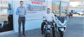  ?? FOTO: AUTOHAUS KUMMICH ?? v.l. André Kocourek und Jörg Kummich vom Autohaus Kummich.