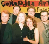  ?? E PABLO KOSMICKI/AP ?? Joe Flaherty, second from left, starred in “SCTV,” along with former cast members Dave Thomas, from left, Catherine O’Hara, Andrea Martin, Harold Ramis and Eugene Levy. Flaherty died Monday at age 82.