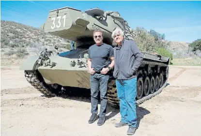  ?? History ?? Arnold Schwarzene­gger y Jay Leno, unidos por los motores