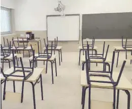  ?? ?? Un aula del nuevo CEIP Marçà, preparada para acoger hoy al alumnado.