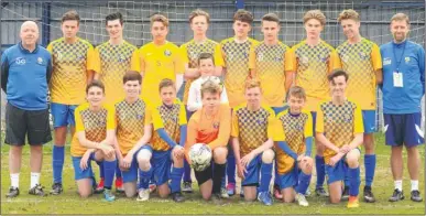  ?? FM4768508 ?? Kings Hill under-15s needed a two-goal cushion after Barming Colts ran them close